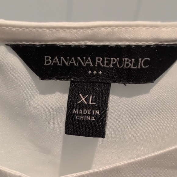 Banana Republic Cream Camisole Top - Picture 2 of 4